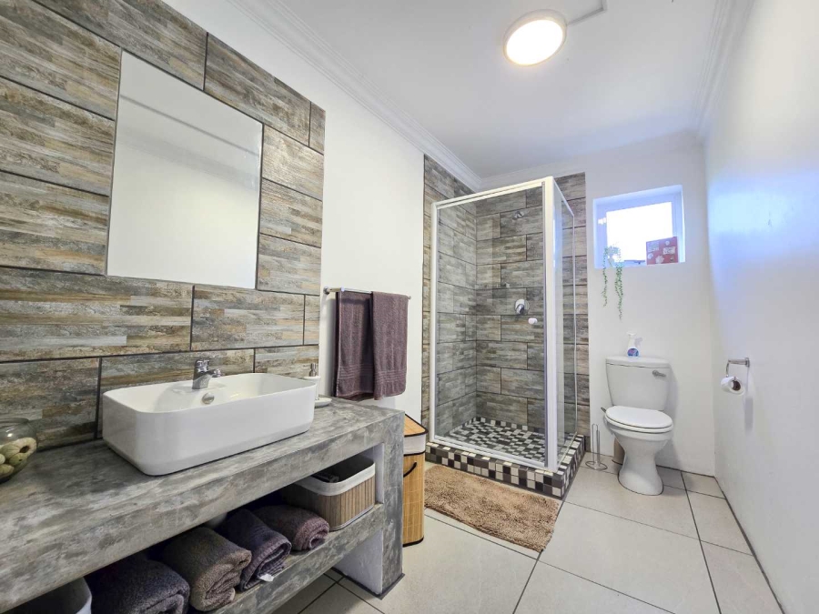 4 Bedroom Property for Sale in Stilbaai Wes Western Cape